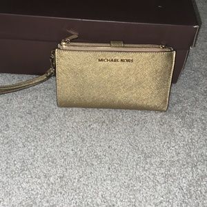 Michael Kors gold wristlet wallet